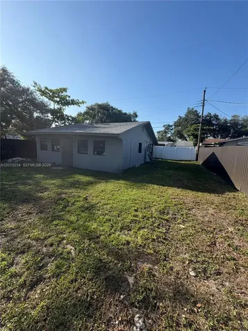 6123 Call Street Hollywood FL 33024