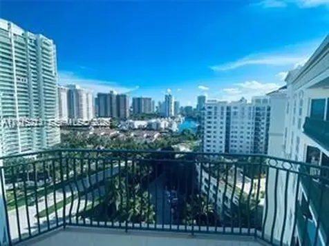 20000 E Country Club Drive Aventura FL 33180