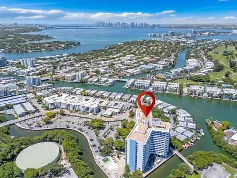 7441 Wayne Avenue Miami Beach FL 33141