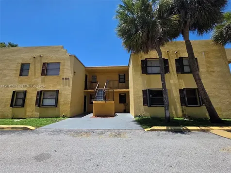 556 NW 114th Avenue Sweetwater FL 33172