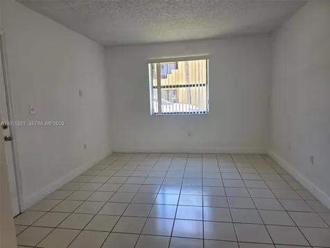 556 NW 114th Avenue Sweetwater FL 33172