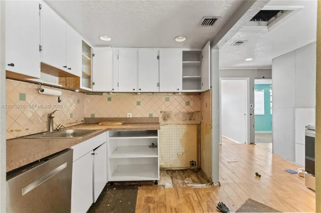 1730 SW 21st Street Fort Lauderdale FL 33315