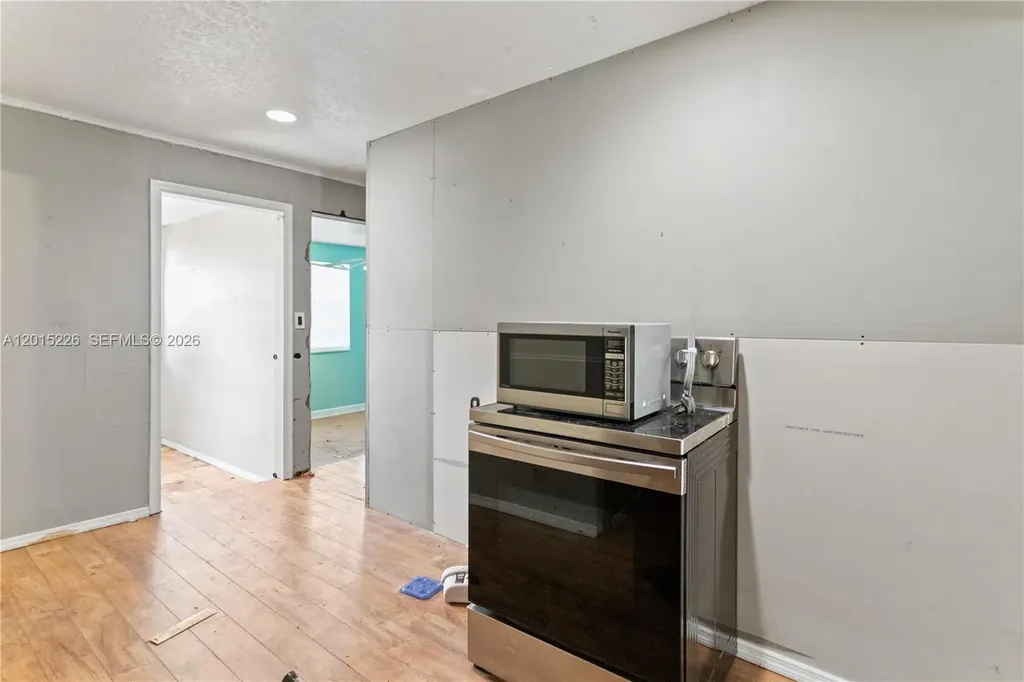 1730 SW 21st Street Fort Lauderdale FL 33315