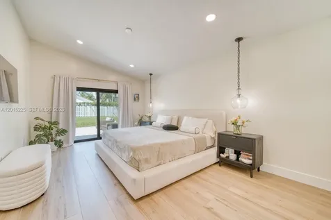 77 Gables Boulevard Weston FL 33326