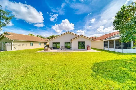 77 Gables Boulevard Weston FL 33326