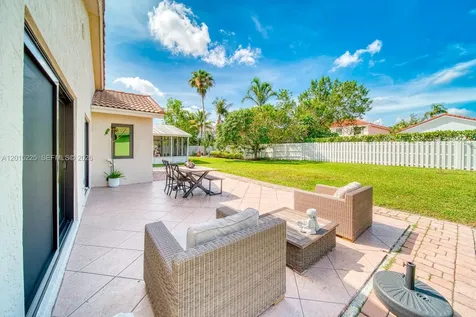 77 Gables Boulevard Weston FL 33326