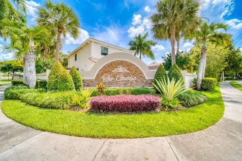 77 Gables Boulevard Weston FL 33326