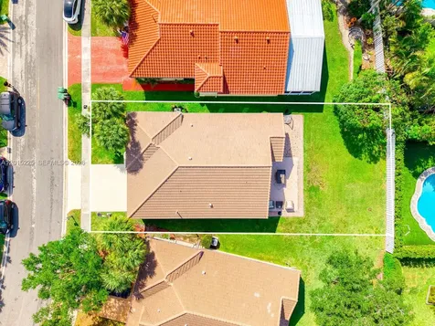 77 Gables Boulevard Weston FL 33326