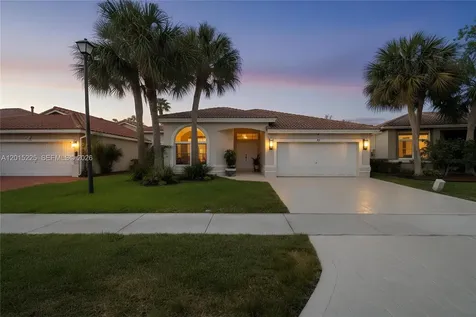 77 Gables Boulevard Weston FL 33326