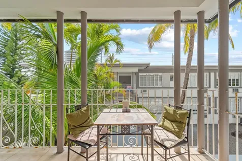 301 86th Street Miami Beach FL 33141