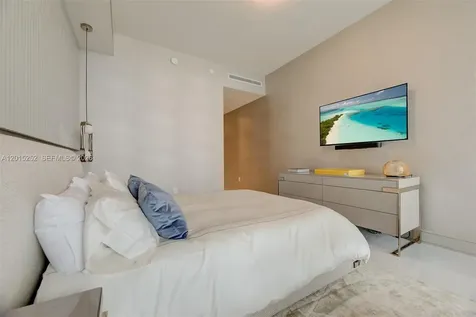17901 Collins Avenue Sunny Isles Beach FL 33160