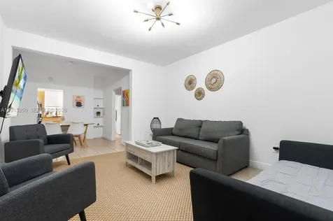 301 86th Street Miami Beach FL 33141