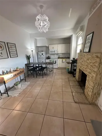 1678 SW 11th Street Miami FL 33135