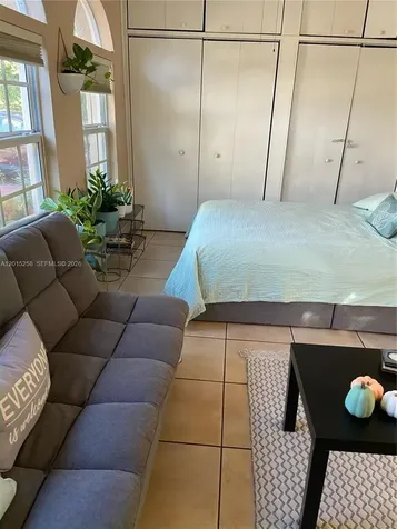 1678 SW 11th Street Miami FL 33135