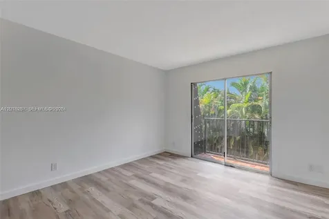 6141 SW 42nd Court Davie FL 33314