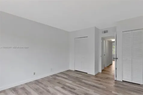 6141 SW 42nd Court Davie FL 33314