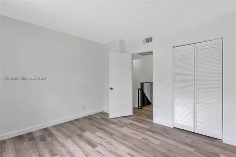 6141 SW 42nd Court Davie FL 33314