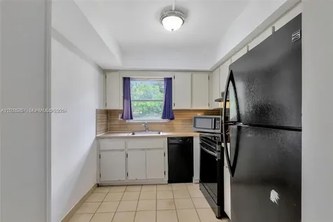6141 SW 42nd Court Davie FL 33314