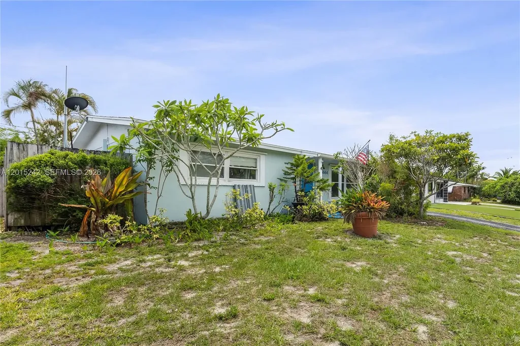 3664 Everglades Road Palm Beach Gardens FL 33410