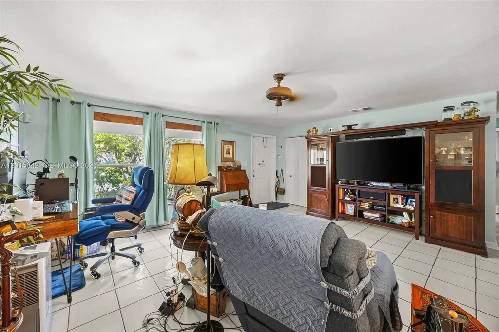 3664 Everglades Road Palm Beach Gardens FL 33410