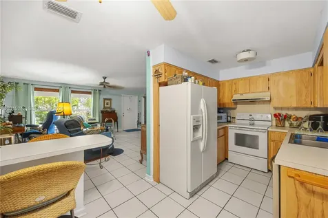 3664 Everglades Road Palm Beach Gardens FL 33410