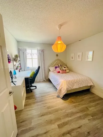 1652 Orchid Bend Weston FL 33327