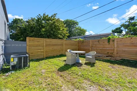 1780 NW 49th Street Miami FL 33142