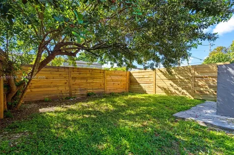 1780 NW 49th Street Miami FL 33142