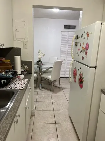 3800 SW 102nd Avenue Miami FL 33165