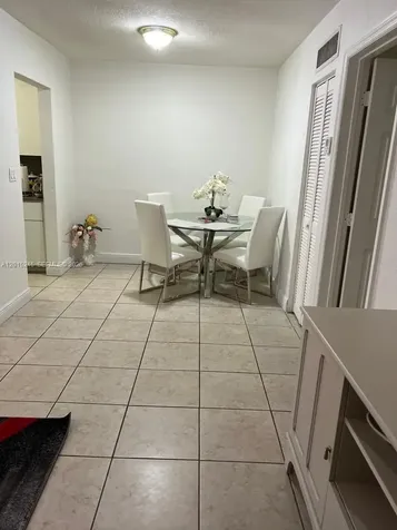 3800 SW 102nd Avenue Miami FL 33165