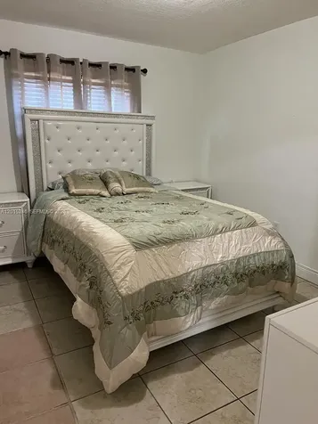 3800 SW 102nd Avenue Miami FL 33165