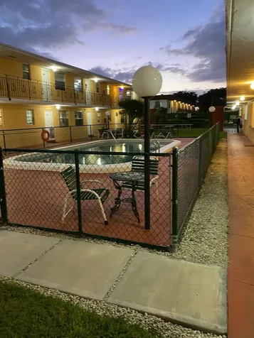 3800 SW 102nd Avenue Miami FL 33165