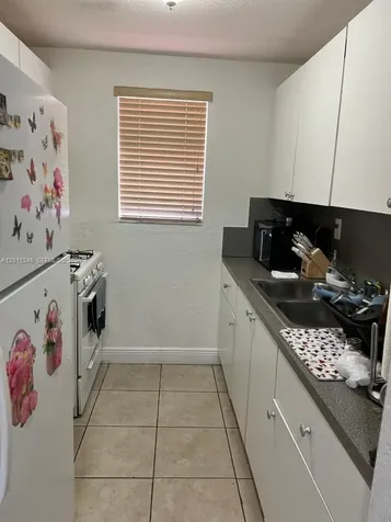 3800 SW 102nd Avenue Miami FL 33165