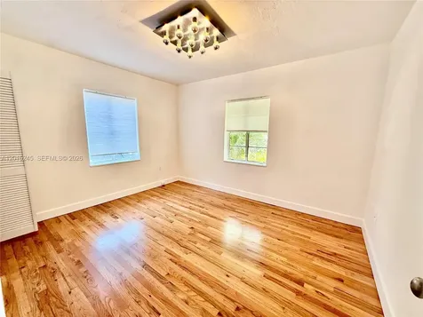 2321 SW 31 Avenue Miami FL 33145