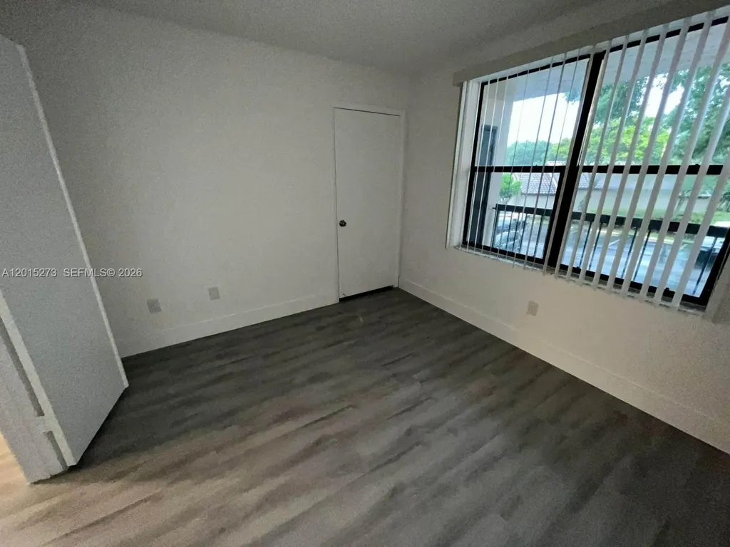 4561 W Mcnab Road Pompano Beach FL 33069