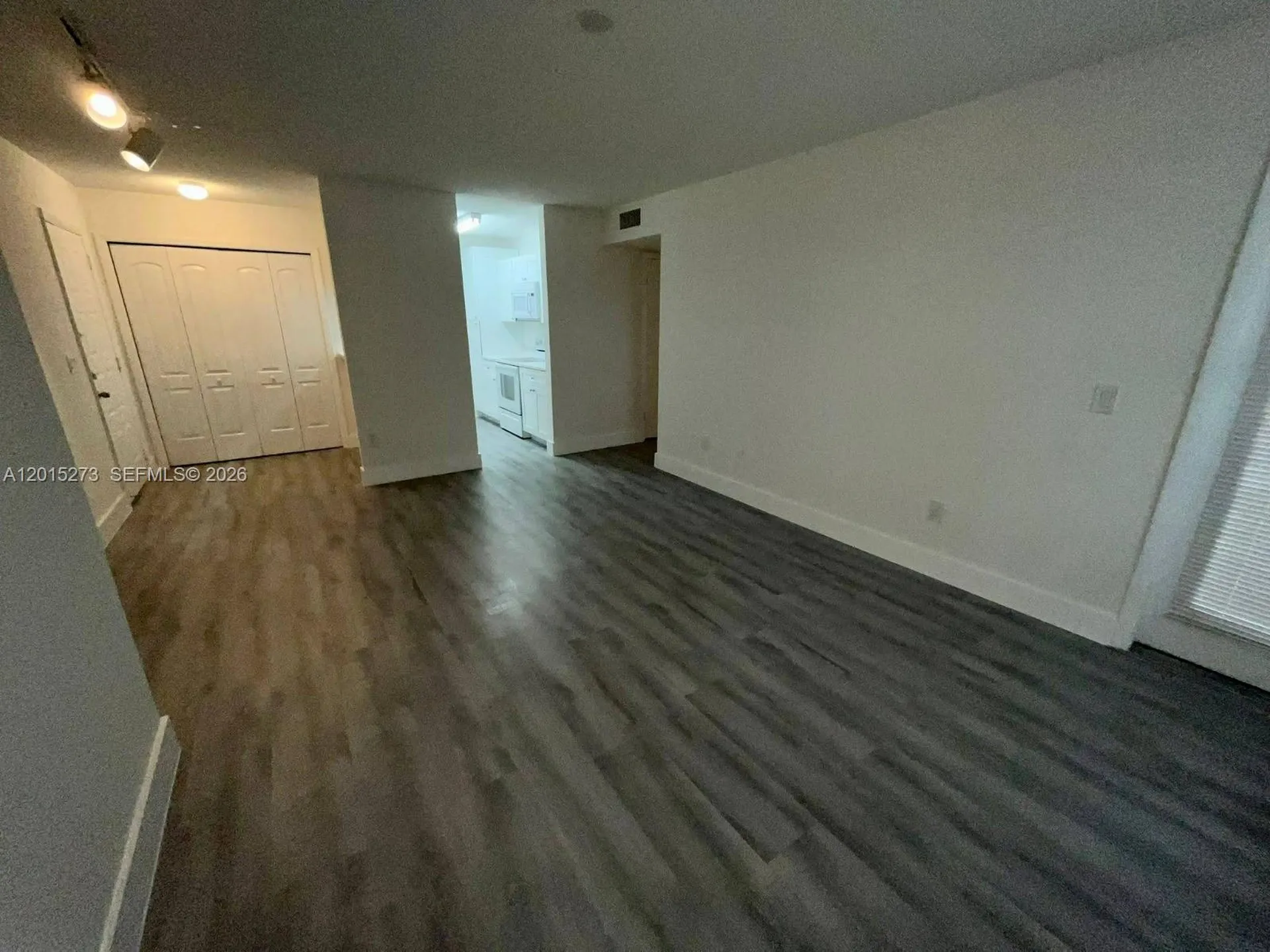 4561 W Mcnab Road Pompano Beach FL 33069