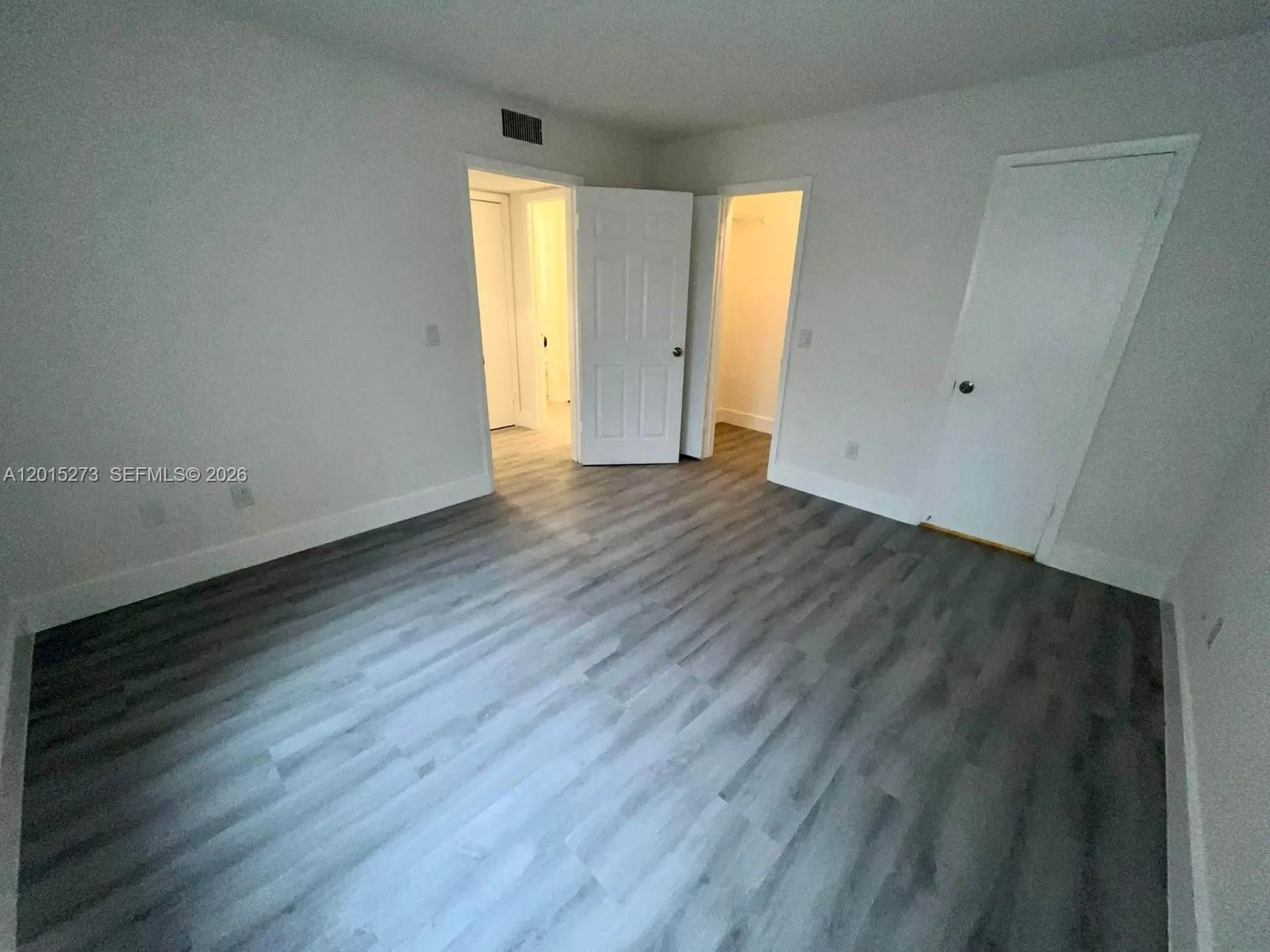 4561 W Mcnab Road Pompano Beach FL 33069