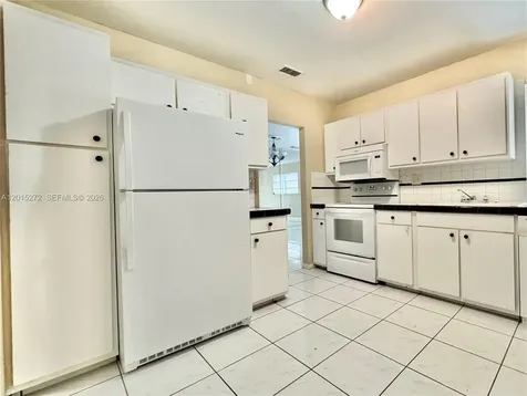 2500 SW 81st Avenue Davie FL 33324