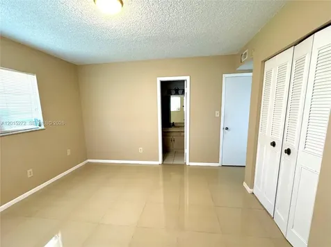 2500 SW 81st Avenue Davie FL 33324