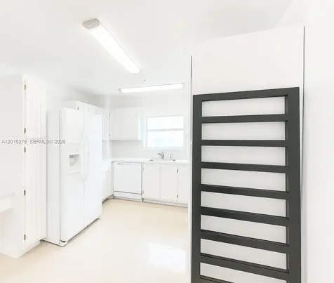 2780 NE 183rd Street Aventura FL 33160
