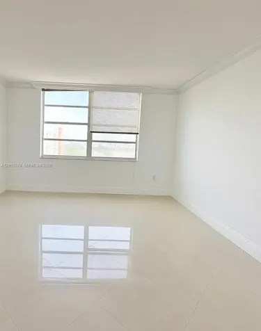 2780 NE 183rd Street Aventura FL 33160