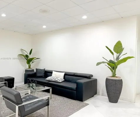 2780 NE 183rd Street Aventura FL 33160
