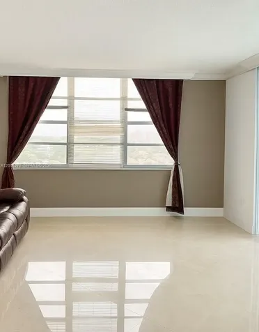 2780 NE 183rd Street Aventura FL 33160