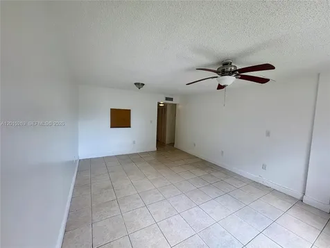 4304 NW 9th Avenue Deerfield Beach FL 33064