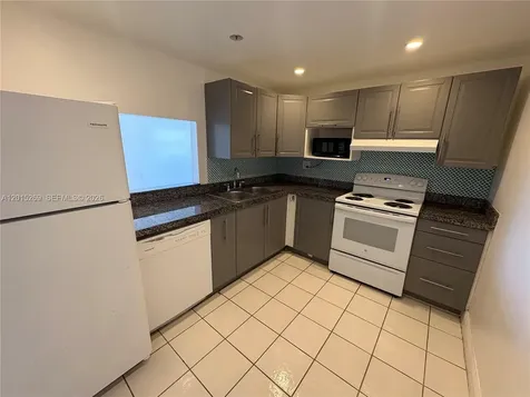 4304 NW 9th Avenue Deerfield Beach FL 33064