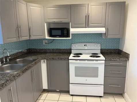 4304 NW 9th Avenue Deerfield Beach FL 33064