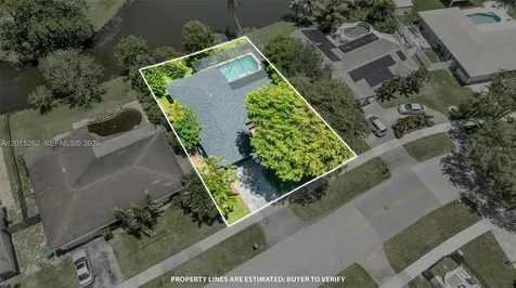 8207 SW 26th Place Davie FL 33328