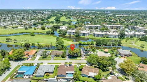 8207 SW 26th Place Davie FL 33328