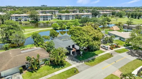 8207 SW 26th Place Davie FL 33328
