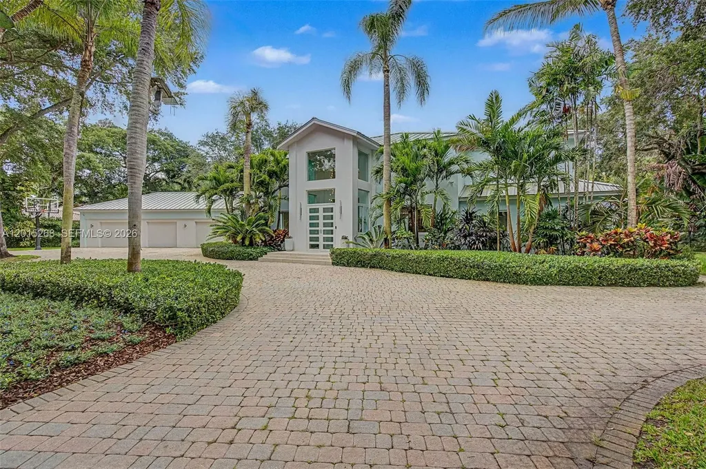 5790 SW 96th Street Pinecrest FL 33156